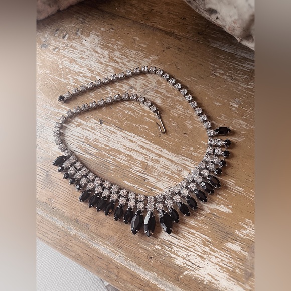 Vintage Two Piece - Picture 7 of 8